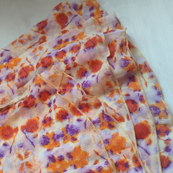 Aerie floral wrap skirt size medium - Picture 6 of 8